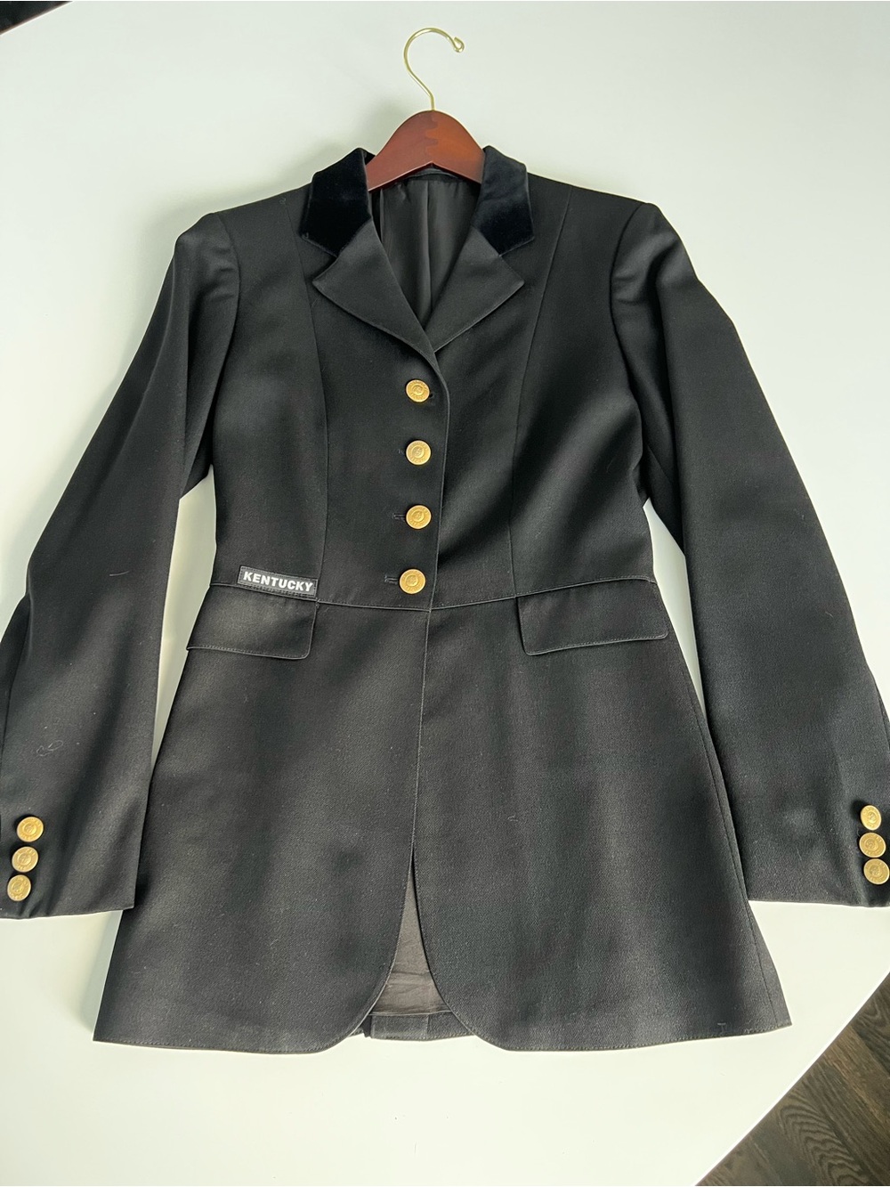 Kentucky Sports Women's Black Show Jacket Dressage with Velvet Collar size 72/8L